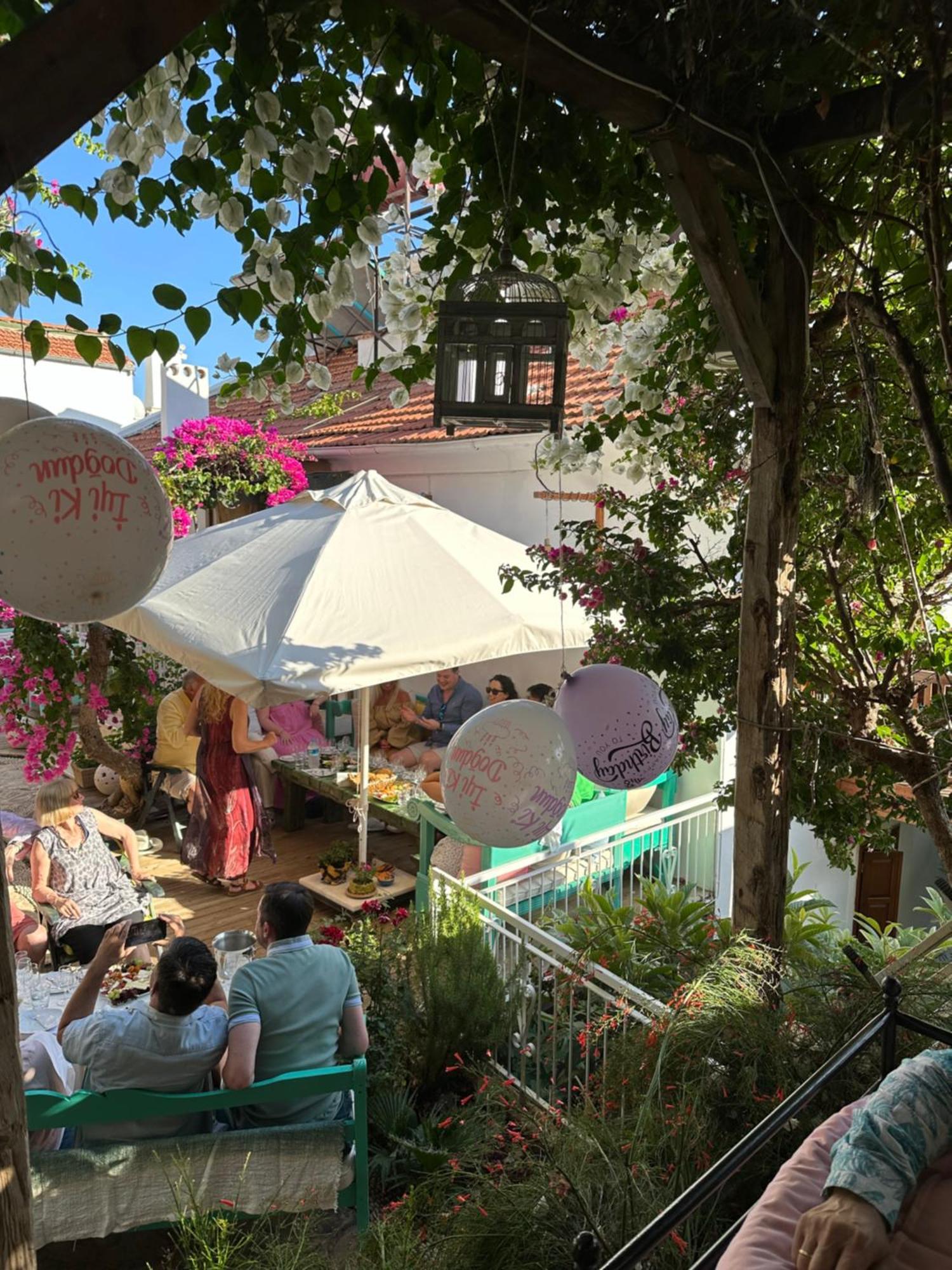 The White House Kalkan Exterior photo