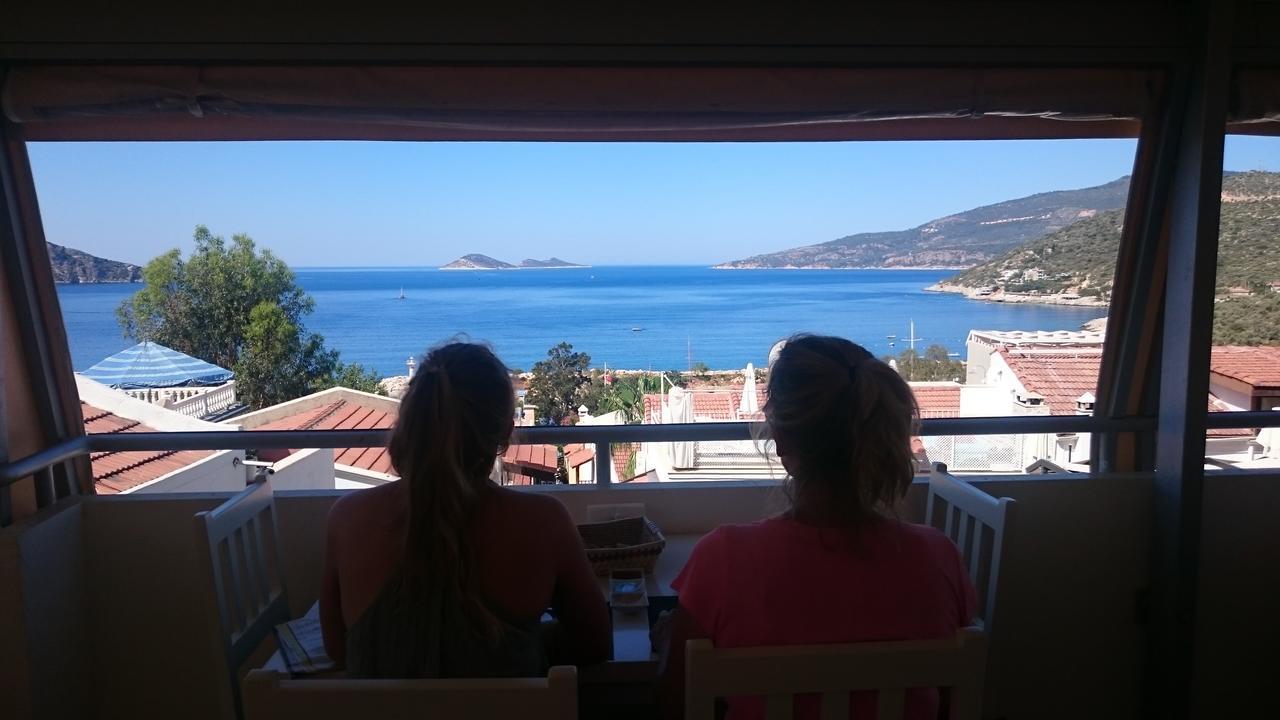 The White House Kalkan Exterior photo